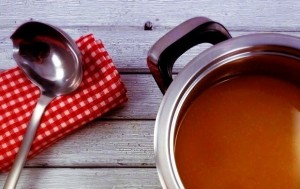 brodo di pollo ricetta di base pomodori secchi polpette tortellini